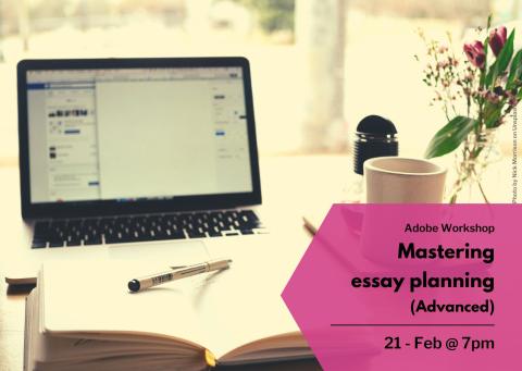 Image of a computer/ desk